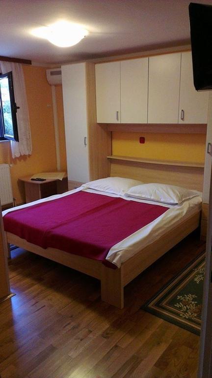 Apartment Zigo Rab Town Eksteriør billede